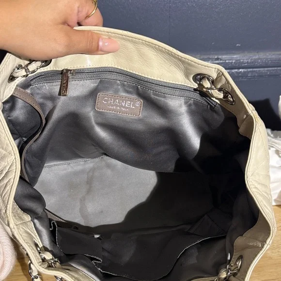 Chanel Mademoiselle Bag - Picture 5 of 6